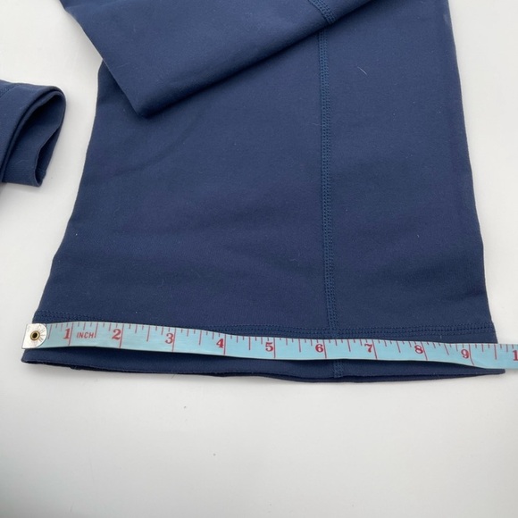 Lululemon hooked my eye flare leggings - Picture 8 of 8